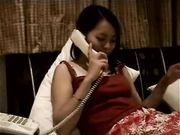 剧情乡下丫头边调情边电话粥 漂亮可爱的妹纸酒店被狂干