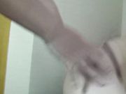 96年无毛妹穿着透明的肚兜.