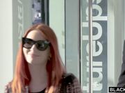 妹子肉肉逼逼都挺嫩吞吐大屌进出性奋爱爱刺激啊