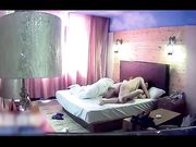 大奶闺蜜开房偷情啪啪内射