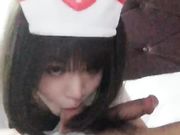 可爱小护士TS雨欣，和男友舌吻后吃鸡巴