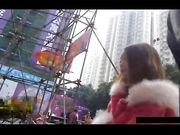 洋大款东莞嫖妓系列之商场偶遇小野模带回宾馆玩制服诱惑