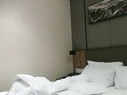 口交后入大力猛操呻吟娇喘大声，很是诱惑