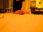 肚子上肉很多的熟女跟小伙子做爱