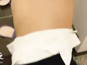 午休时间楼梯间的秘密