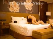 天然E杯巨乳白富美米雪 你干死我吧受不了