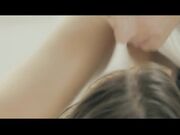 两个大长腿高跟女郎风情很骚挡不住鸡动想插入啪啪