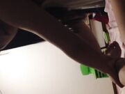 喜欢自拍操逼过程的大学美女假期特意约男友宾馆体验