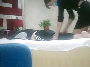 享受小技师的专业服务完还把人操了，被大哥草的浑身颤抖