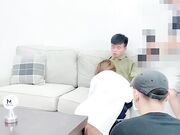 国产AV拍摄背后的故事『羞射的第一次』拍摄花絮