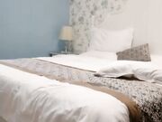 颜值高奶子大操的乱晃,抱着屁股狠狠抽插.逼被操了