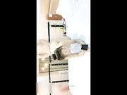 00後同學粉嫩美乳妹子和炮友啪啪翹屁股後入