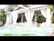 这样的小妞太招操