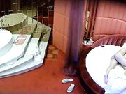 精品酒店偷拍貌似单位男领导和新来的长发美女下属开房,听对话2人好像有事没谈好一直没开操,谈好后狠狠爆操!