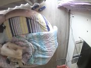 气质漂亮的美女少妇和闺蜜男友宾馆私会开房偷情时被偷拍,2人如胶似漆的缠绵后撕破丝袜疯狂爆操,干的激情澎湃!