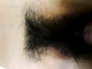 夜店认识的2个风骚美女少妇几杯酒下去就不省人事了,酒店轮流玩逼逼也给灌点酒