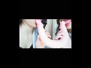 网红福利姬组合『涂鸦&诗柔』演绎野百合之恋互用假屌插对方嫩穴呻吟