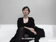 捷克面试系列花季少女粉嫩竹笋奶翘臀短发妹Anna被摄影师推油啪啪啪