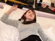 【s+素人无码】自大但可爱的18岁大学生，试着进行调教性生活