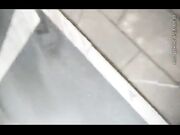 下午扫街路边足浴按摩小店300块 搞了店里的两个身材不错的按摩妹