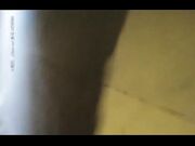 屌丝小伙去城中村找两只中年野鸡一起玩双飞