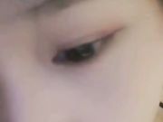 聊了很久的漂亮人妻给我展示美丽的身体