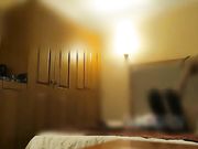 饥渴黑丝美腿小少妇深喉爆菊样样精通，穿着衣服蒙眼爆操叫床声好大