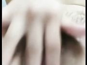 笑容甜美高颜值女神御姐洗白白挑逗诱惑躺床上销魂自摸“累死我了全都是汗”