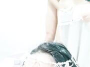 叫着好姐妹一起来玩群交被各种抽插轮草内射